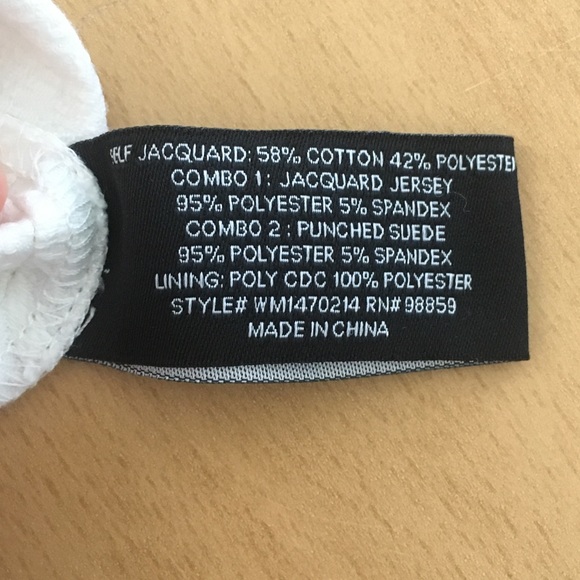 Sleeveless white dress - Picture 8 of 8